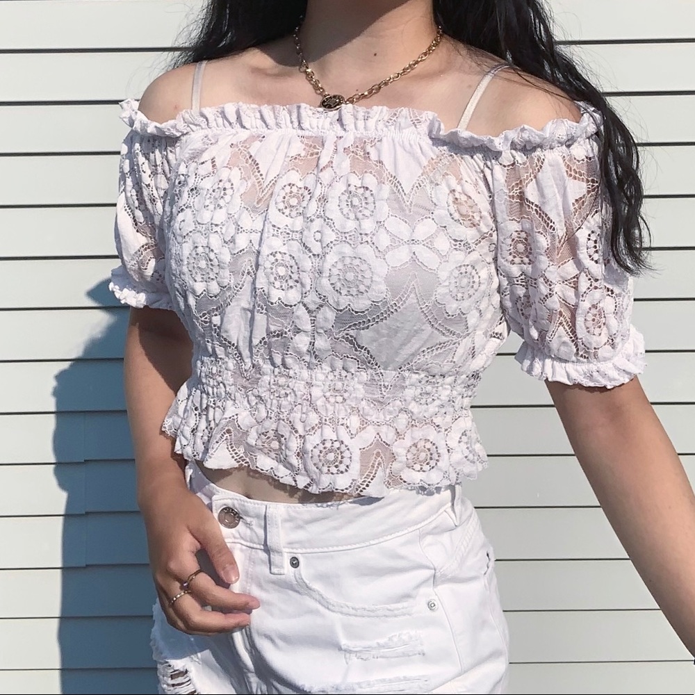 White lace off the shoulder short sleeve top